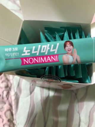 정찬우 꽐라만시 [띵보몰]건강환 습관 노니마니 스틱 1Box — 4점을 준 리뷰어가 2019년 6월 올린 사용 사진