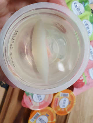 데르뜨 떠먹는 과일 3종, 짜먹는 과일 2종 총 10개 체험 — 5점을 준 리뷰어가 2020년 3월 올린 사용 사진