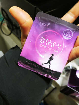 [감량공식] 다이어트 건강기능식품 — 5점을 준 리뷰어가 2019년 12월 올린 사용 사진