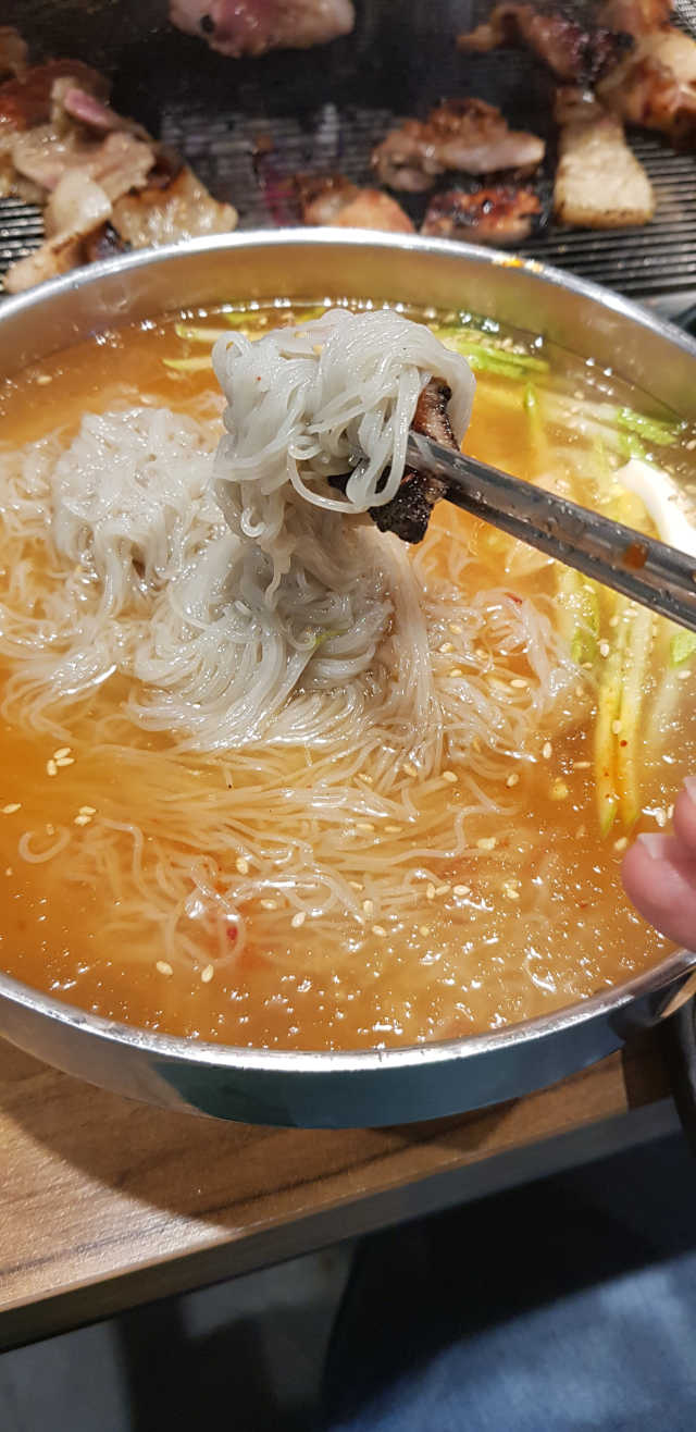 [춘여닭숯불닭갈비] 닭갈비 무한 2인+치즈퐁듀+음료수 리뷰 사진