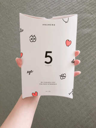 누메로 5 바이탈 포인트업 마스크팩 — 4.33점을 준 리뷰어가 2018년 5월 올린 사용 사진