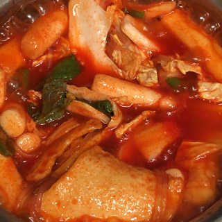 두번째 국떡 국가대표 떡볶이 1팩 + 영미칩 2봉 증정 — 4.5점을 준 리뷰어가 2019년 2월 올린 사용 사진