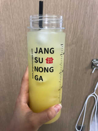 장수농가 리얼깔라만시 원샷 50ml 10팩+보틀 — 5점을 준 리뷰어가 2019년 5월 올린 사용 사진