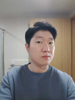 다슈코리아 다슈 클래식 인크레더블 샤인 포마드 — 5점을 준 리뷰어가 2017년 6월 올린 사용 사진