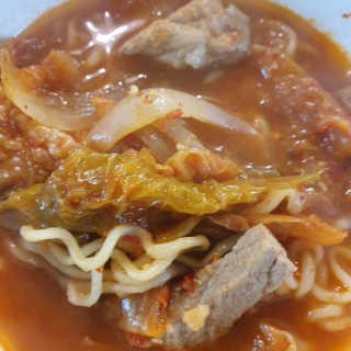 땡땡쿡 더실비김치찌개 2인분 710g 라면사리 포함 — 5점을 준 리뷰어가 2020년 2월 올린 사용 사진