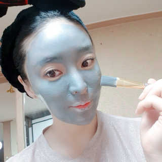 SWISSE 스위스 마누카 허니 디톡시파잉 페이셜 마스크 — 5점을 준 리뷰어가 2019년 11월 올린 사용 사진