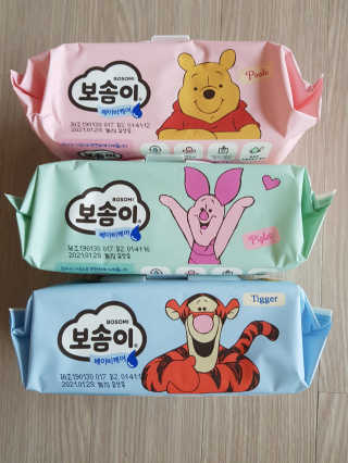 보솜이 아기물티슈 베이비케어 푸에디션 캡 74매 10입 — 4.5점을 준 리뷰어가 2019년 4월 올린 사용 사진