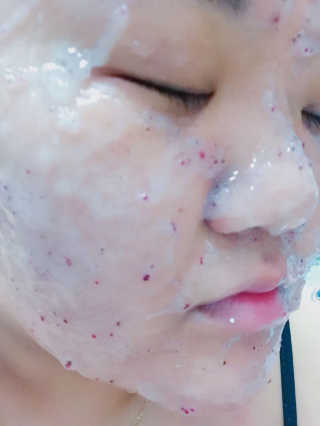 23years old 아쿠아밥 모델링 마스크 — 5점을 준 리뷰어가 2017년 7월 올린 사용 사진