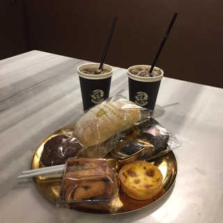 보네르아띠 부천점 [보네르아띠 부천상동점] 내맘대로 빵+아메리카노 2잔 — 5점을 준 리뷰어가 2018년 11월 올린 사용 사진