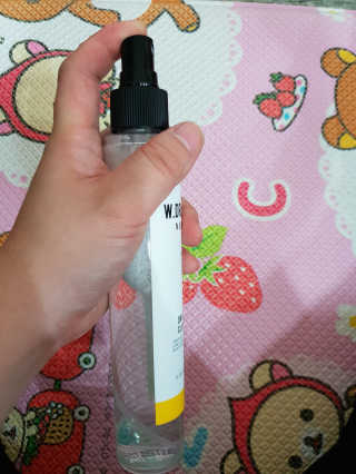 더블유드레스룸 신규향 드레스퍼퓸150ml — 4.33점을 준 리뷰어가 2018년 8월 올린 사용 사진
