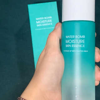 오지아이 워터 밤 모이스처 스킨 에센스 180ml — 5점을 준 리뷰어가 2020년 1월 올린 사용 사진