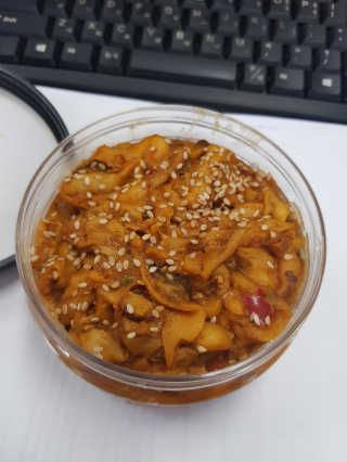 맛있는 통영 멍게향가득한 통영 멍게젓갈 300g — 5점을 준 리뷰어가 2018년 8월 올린 사용 사진
