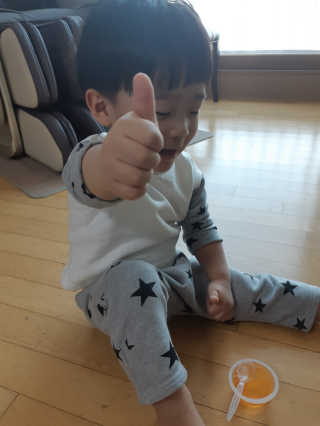 데르뜨 떠먹는 과일 3종, 짜먹는 과일 2종 총 10개 체험 — 4점을 준 리뷰어가 2020년 3월 올린 사용 사진