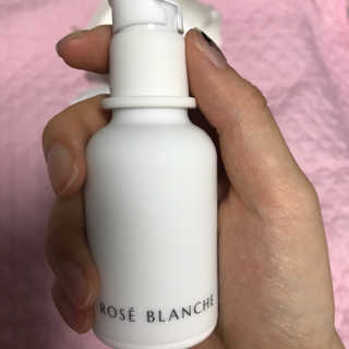 ROSE BLANCHE 로제블랑쉐 인텐시브 수딩 세럼 — 4.5점을 준 리뷰어가 2019년 7월 올린 사용 사진