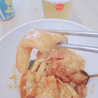 [홍코너떡볶이]옛날떡볶이 인기맛 4팩세트 — 5점을 준 리뷰어가 2019년 11월 올린 사용 사진