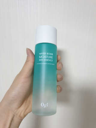 오지아이 워터 밤 모이스처 스킨 에센스 180ml — 4점을 준 리뷰어가 2019년 12월 올린 사용 사진