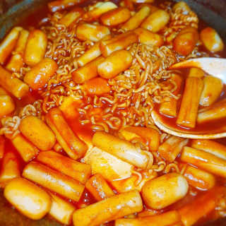 미쓰리떡볶이 just 10 min 패키지 — 5점을 준 리뷰어가 2018년 5월 올린 사용 사진