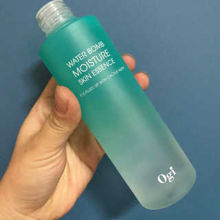 오지아이 워터 밤 모이스처 스킨 에센스 180ml — 5점을 준 리뷰어가 2020년 1월 올린 사용 사진