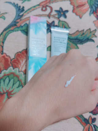 보나쥬르 래디언스 톤업 아이크림 30ml — 5점을 준 리뷰어가 2018년 8월 올린 사용 사진