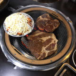 [두툼갈비] 두툼갈비 2인분 + 매콤치즈버섯 set — 4.83점을 준 리뷰어가 2018년 8월 올린 사용 사진