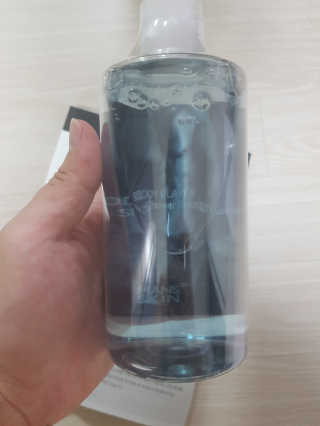 맨즈스킨 바디플레이어 약산성 퍼퓸 바디워시 — 4점을 준 리뷰어가 2019년 8월 올린 사용 사진