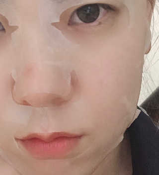 메이베나 1일 1팩 뽑아쓰는 마스크팩 — 4.5점을 준 리뷰어가 2019년 2월 올린 사용 사진
