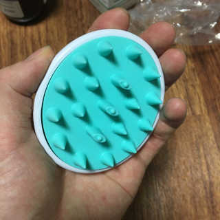 달리프 베러 퍼퓸 샴푸 1000ml 레이니데이 or 일랑로즈 — 5점을 준 리뷰어가 2020년 2월 올린 사용 사진