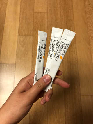 네츄럴굿띵스 퓨어 키즈 프로바이오틱스 60포 — 5점을 준 리뷰어가 2019년 5월 올린 사용 사진