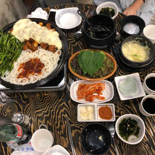 고향원조숯불닭갈비 [고향산천원조숯불닭갈비] 뼈없는 숯불닭갈비 2인세트 — 3.83점을 준 리뷰어가 2018년 9월 올린 사용 사진