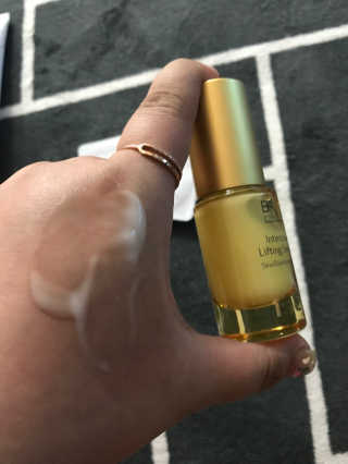 아이소이 불가리안 로즈 인텐시브 리프팅 세럼 20ml 탄력세럼 — 4점을 준 리뷰어가 2018년 5월 올린 사용 사진