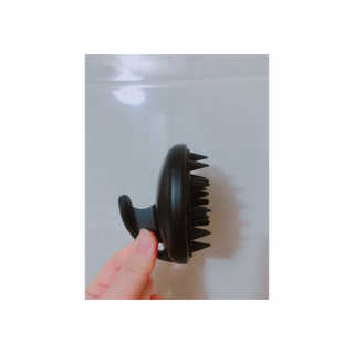 다슈코리아 다슈 단백질 한방 두피 골드 샴푸 500ml +샴푸브러쉬 — 4점을 준 리뷰어가 2019년 3월 올린 사용 사진
