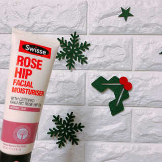 SWISSE 스위스 로즈힙 페이셜 모이스처라이저 로션 — 4점을 준 리뷰어가 2019년 12월 올린 사용 사진