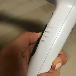 키스뉴욕 인스타에어 360 드라이기 — 2점을 준 리뷰어가 2018년 1월 올린 사용 사진