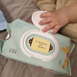 보솜이 아기물티슈 베이비케어 푸에디션 캡 74매 10입 — 5점을 준 리뷰어가 2019년 4월 올린 사용 사진