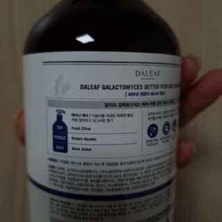 달리프 베러 퍼퓸 샴푸 1000ml 레이니데이 or 일랑로즈 — 5점을 준 리뷰어가 2019년 12월 올린 사용 사진
