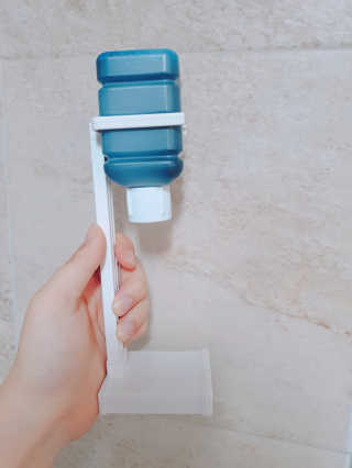 [에코후레쉬] 자동변기세정제 — 5점을 준 리뷰어가 2019년 5월 올린 사용 사진