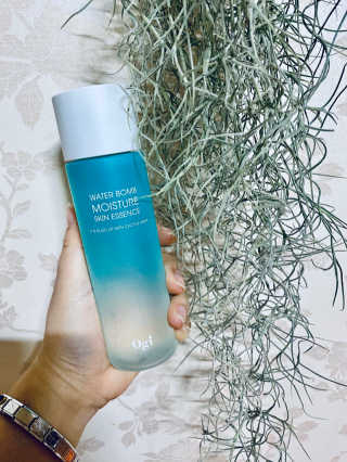 오지아이 워터 밤 모이스처 스킨 에센스 180ml — 4점을 준 리뷰어가 2020년 2월 올린 사용 사진