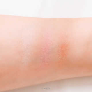 멜로멜리 매직스펠 블러셔 — 4.33점을 준 리뷰어가 2018년 11월 올린 사용 사진
