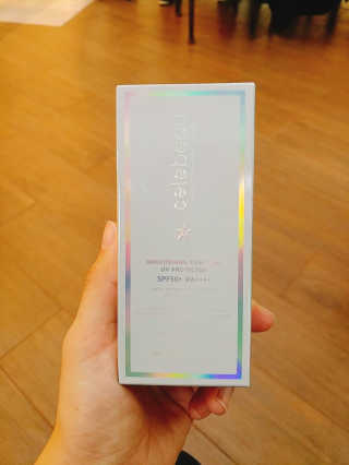 셀레뷰 브라이트닝 에센셜 UV프로텍터 SPF 50+ PA++++ — 5점을 준 리뷰어가 2017년 12월 올린 사용 사진
