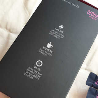 한국맥널티 아이브루 헤이즐넛향 100T — 5점을 준 리뷰어가 2019년 10월 올린 사용 사진