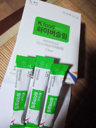 두루원 똥기사의 Kfood 화이버슬림 — 3.67점을 준 리뷰어가 2018년 7월 올린 사용 사진