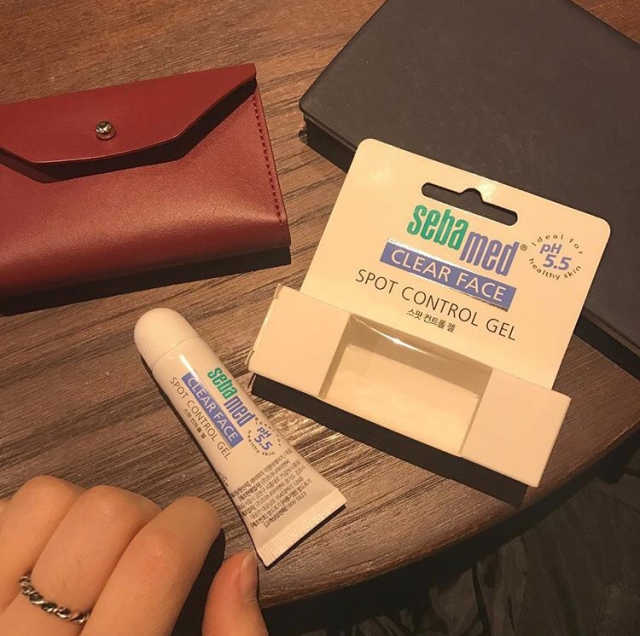 세바메드 클리어 페이스 스팟 컨트롤 젤 리뷰 사진