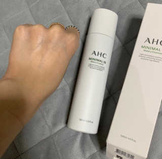 AHC 에이 에이치 씨 미니멀 10 워터리 에센스 — 3점을 준 리뷰어가 2018년 12월 올린 사용 사진