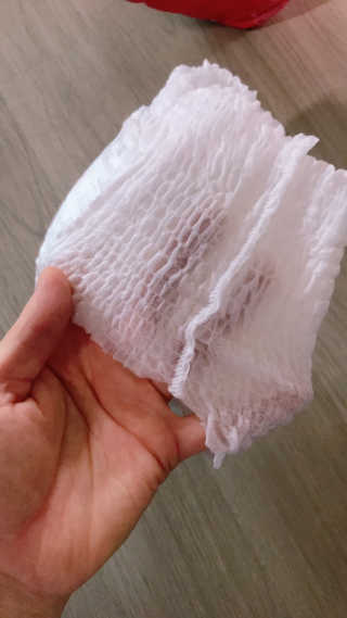 보솜이 베이비케어 팬티형 기저귀 — 5점을 준 리뷰어가 2019년 3월 올린 사용 사진