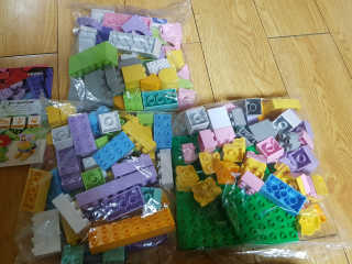 햇님토이 크레용 블럭, 비비드 파스텔 색상 150PCS — 4점을 준 리뷰어가 2018년 10월 올린 사용 사진