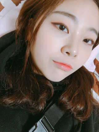 브이티 코스메틱 VT 리얼 콜라겐 팩트 — 4.67점을 준 리뷰어가 2017년 4월 올린 사용 사진