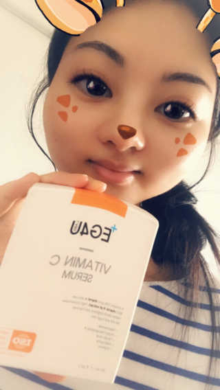 eg4u 이지포유 비타민 C 세럼 — 4.67점을 준 리뷰어가 2018년 8월 올린 사용 사진
