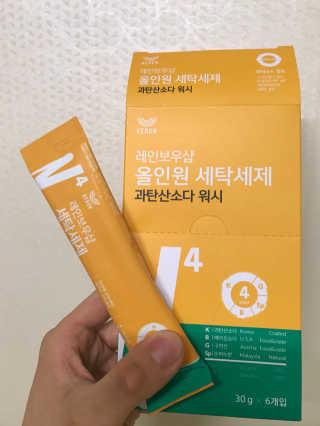 레인보우샵 올인원 세탁세제 스틱포 6개입 + 세탁조클리너 — 4.83점을 준 리뷰어가 2018년 3월 올린 사용 사진