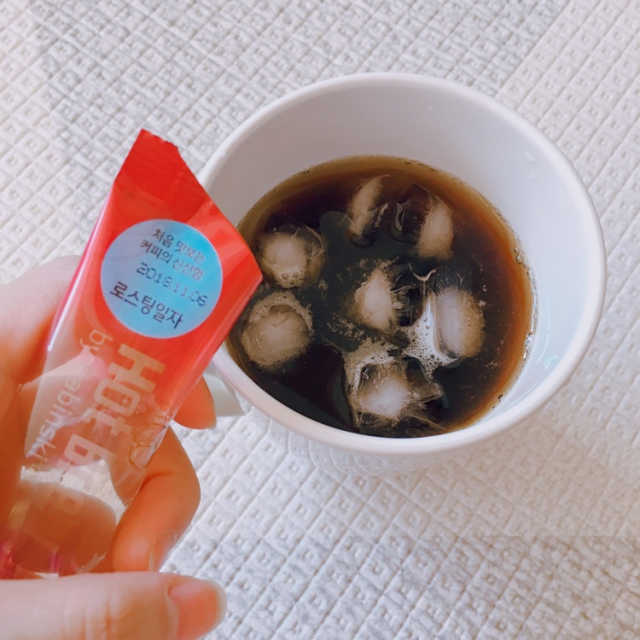 콜드브루, 핫브루 BTS 일러스트 리뷰 사진