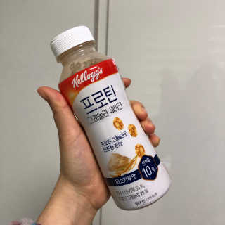 켈로그 프로틴바 멀티팩+프로틴 그래놀라 쉐이크 2종 — 5점을 준 리뷰어가 2020년 1월 올린 사용 사진